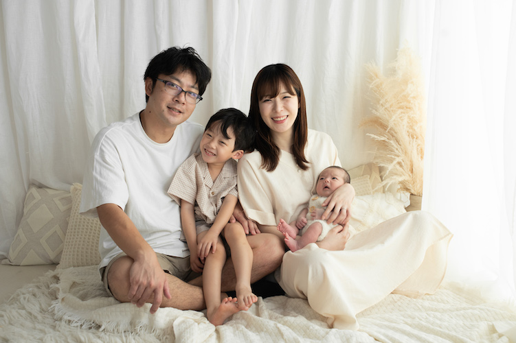 ライフスタイルニューボーンフォト|大宮 家族と赤ちゃんのライフスタイルニューボーンフォト|大宮フォトスタジオ